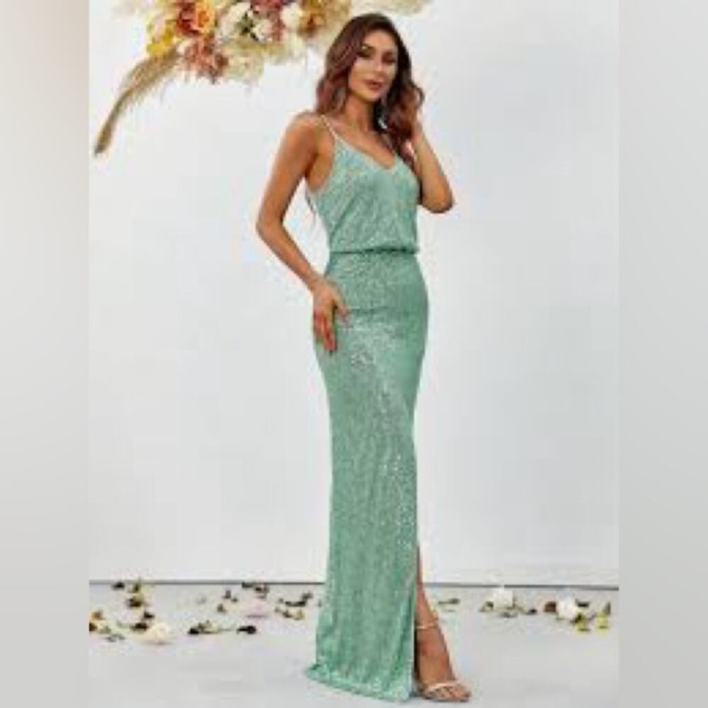 NWOT FAERIESTY M Elegant Mint Green Sequin Maxi Prom Dress -Formal Gown